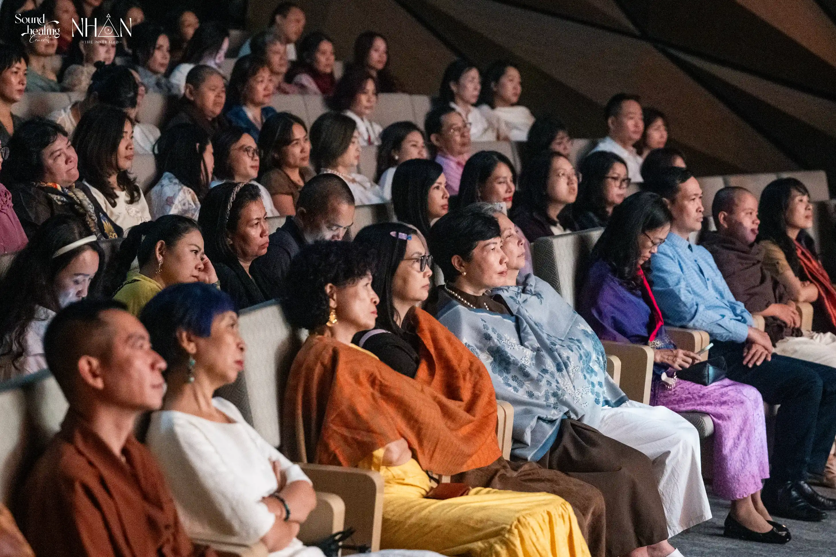 Khoảnh khắc đêm hòa nhạc tụng ca chân ngôn — Sound Healing Concert 2026 Hà Nội