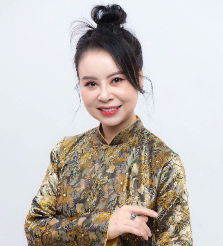 Nghệ sĩ Cao Hồ Nga